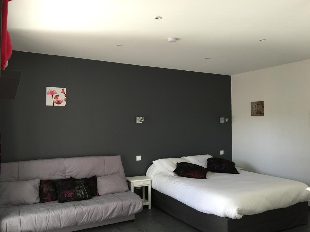 Chambres D'Hotes Le Mas Du Bijou Bleu Пюже-сюр-Аржан Екстер'єр фото